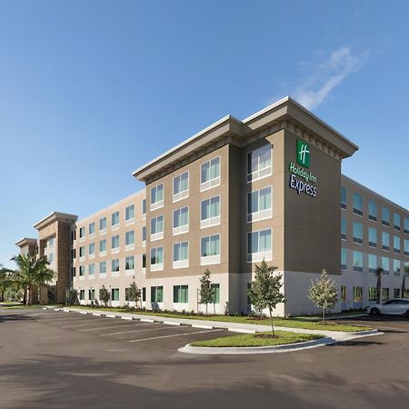 Holiday Inn Express Cape Canaveral By Ihg Esterno foto